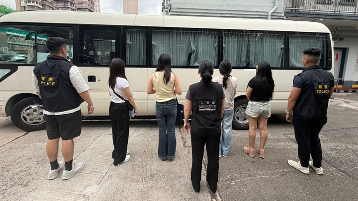 警夥入境處深水埗區反「黑工」 拘18人涉逾期居留等