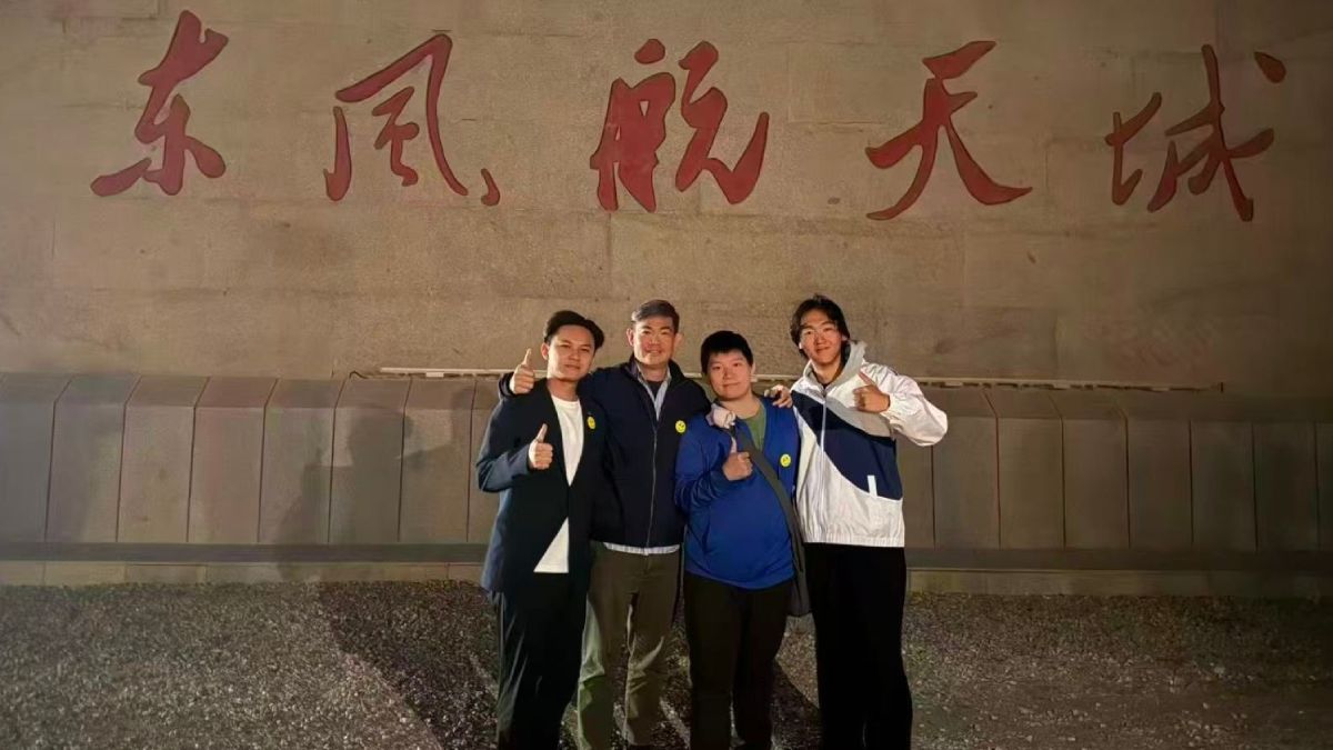 神舟二十三號︱台青年首次觀看發射 連戰次子帶隊