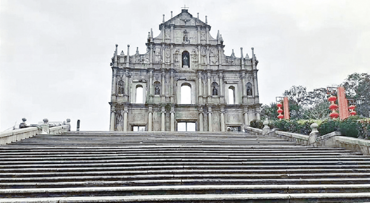 澳門｜港男涉醉駕撞車逃逸　躲酒店廁所被擒　拒酒精測試罪加一等