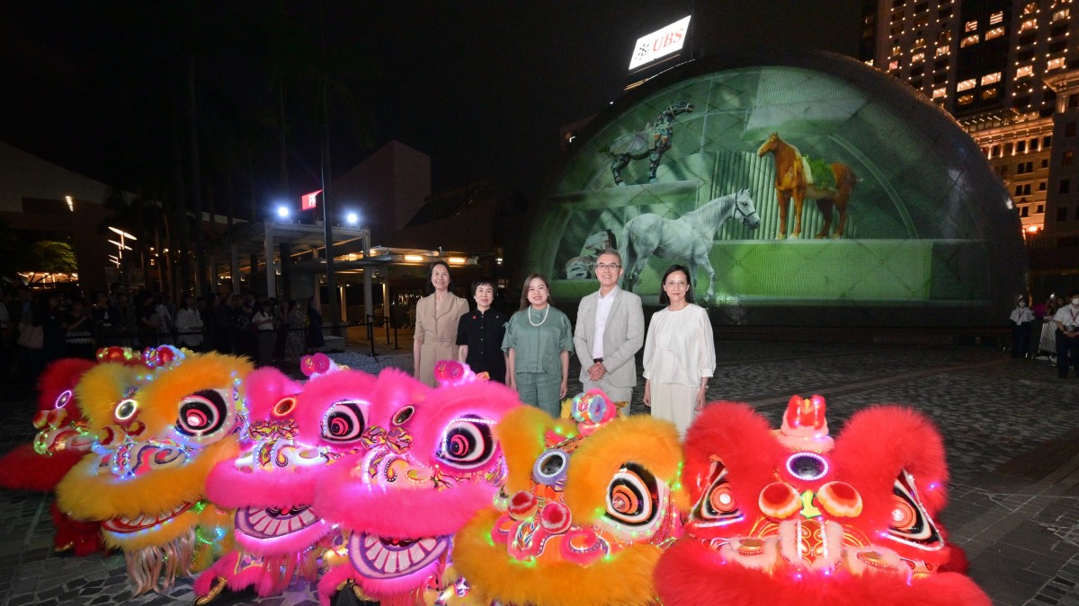 「駿馬之旅．文藝傳承」光影表演太空館外牆上演  羅淑佩：讓文化遺產以嶄新形式綻放異彩