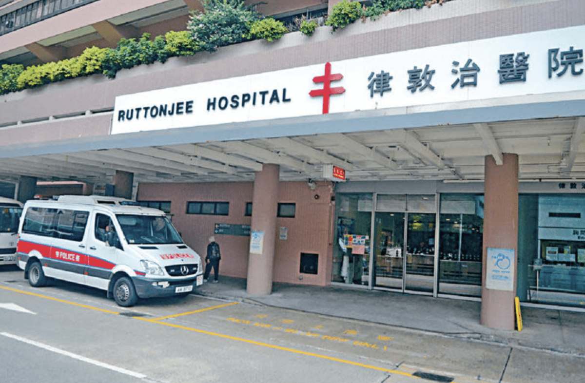 北角七姊妹道九旬翁後巷自縊　昏迷送院搶救