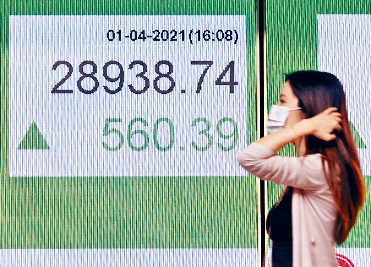 港股四月開局順利料仍受制三萬點