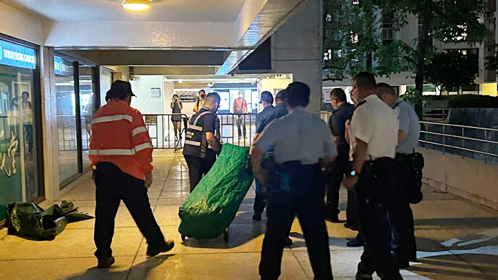 太古城母女墮樓｜12歲女童事後有家人陪同　專家：女童目睹慘劇 自殺風險高