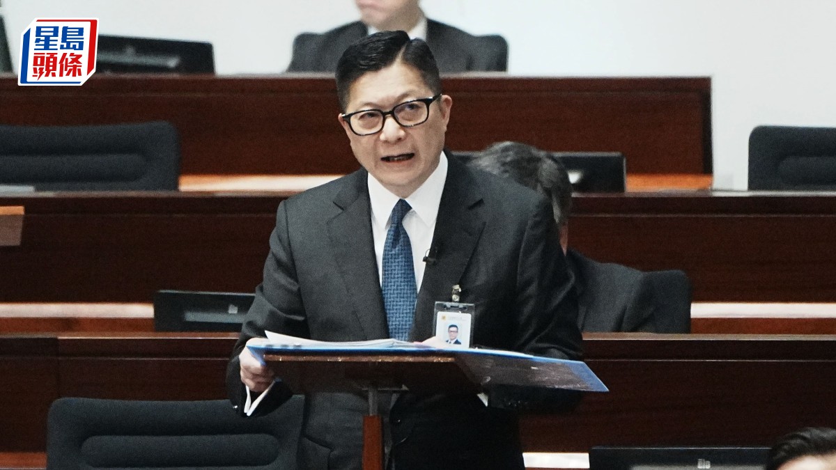 宏福苑大火︱鄧炳強：消防通訊中心電話線明年初增至逾百條 將以基礎電子方式取代傳真