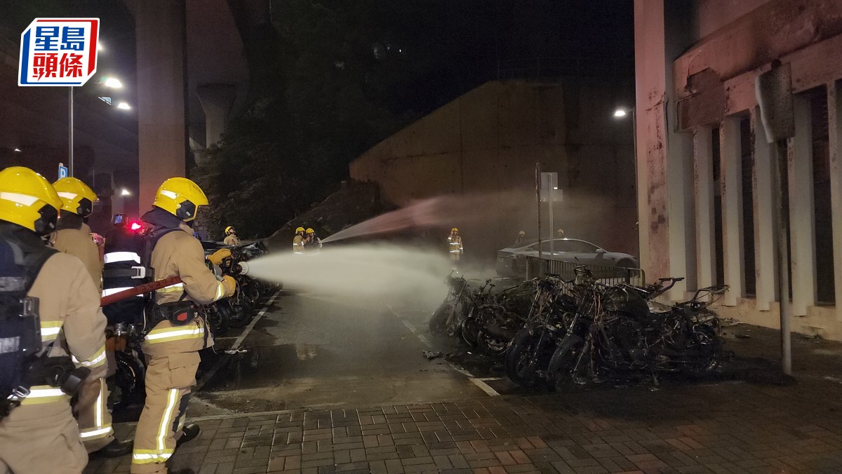 電單車泊車位火燒31輛鐵騎 的士司機認縱火候懲 稱屢因坐駕遭移離泊車位收罰單憤而犯案