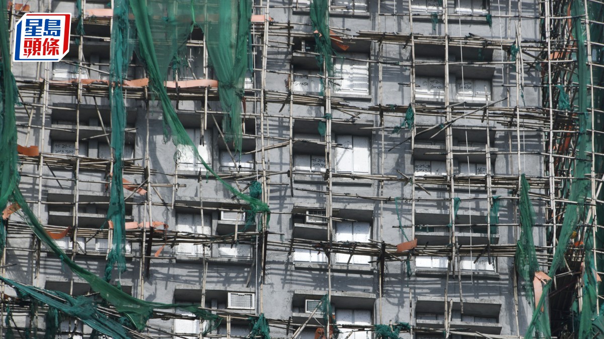 宏福苑聽證會｜屋宇署認發泡膠封窗「不常見兼違規」應執法 惟宏福苑屬居屋應由ICU負責