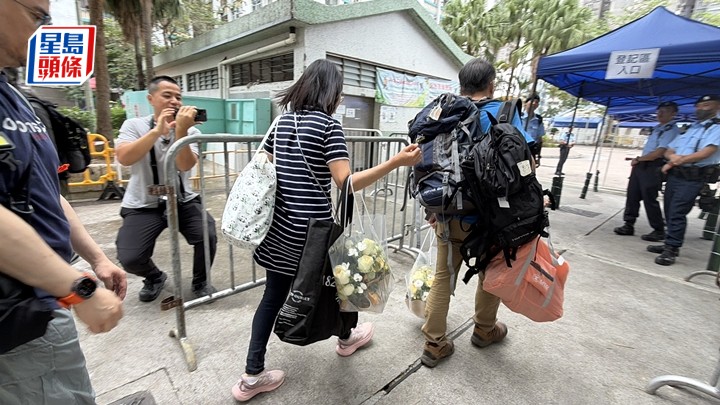 宏福苑執拾｜家園焚毀難斷捨離 宏昌閣高層戶離別前盼「執靚間屋」