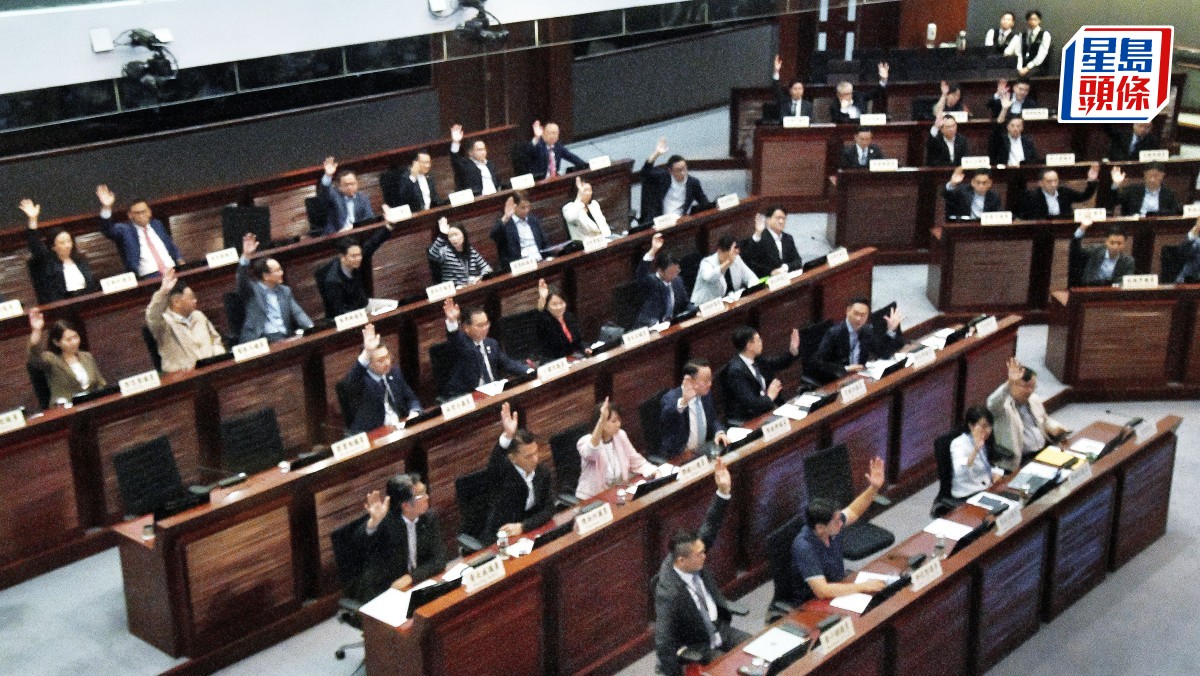 立法會｜醫衞局遲交逾千頁答覆文件 常秘罕有發信致歉承諾檢討