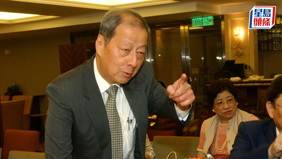 其士爭產案丨2015年遺囑訂立前9日收父親5432萬元 周莉莉對周蕙蕙亦獲贈花園台物業感不滿