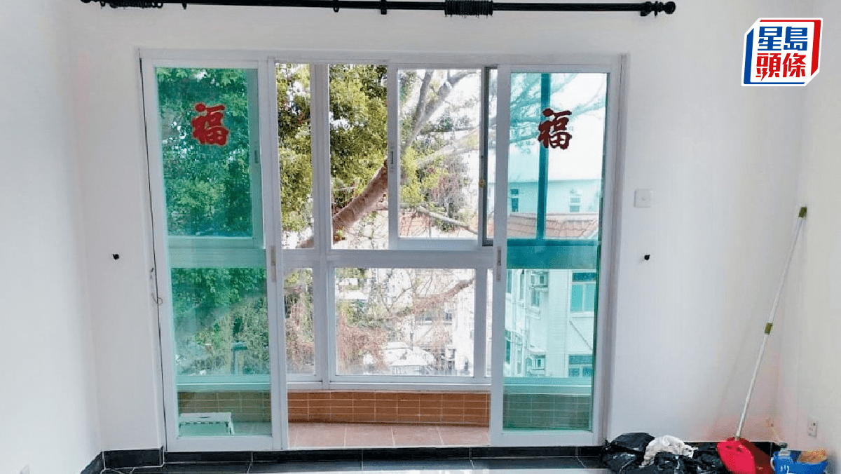 流浮山村屋開價330萬 每呎4776元 遠眺深圳灣47分鐘到內地 流浮山村屋開價330萬 每呎4776元 遠眺深圳灣47分鐘到內地