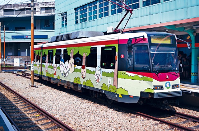 KellyChu - 鐵粉朝聖：兩樣加埋一齊好開心CHIIKAWA登輕鐵列車遊