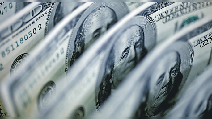 ■高通胀将逼使联储局加快上调联邦基金利率，资金因而流入美元。
