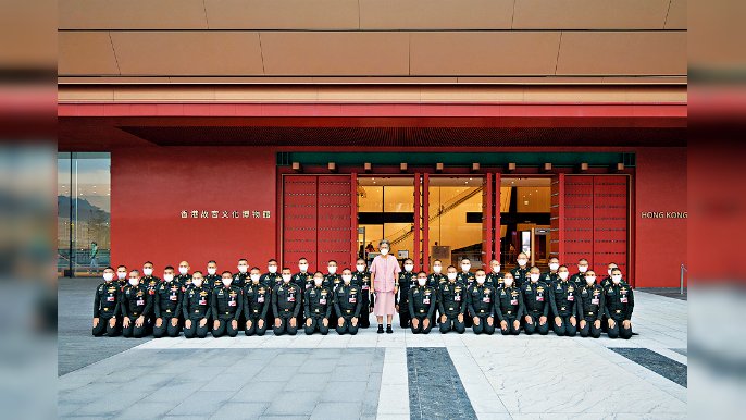 泰國詩琳通公主帶同泰國軍校學生參觀香港故宮文化博物館，讓這批年輕人親身感受中華優秀傳統文化的精粹。