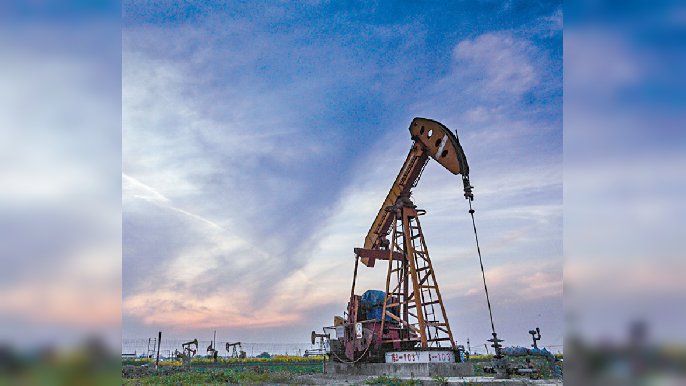 ■預計中石油在油價上升的帶動下，今年有望利潤繼續增長。目標價4.8元。
