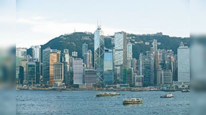 ■香港作為國際金融中心，與區內不少城市競爭激烈。
