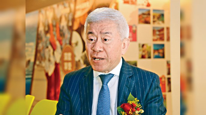 ﻿■禤國全稱，東瀛遊於困境下仍能賺錢，故管理層希望跟同事分享過往一年的成果，回饋眾人的努力。