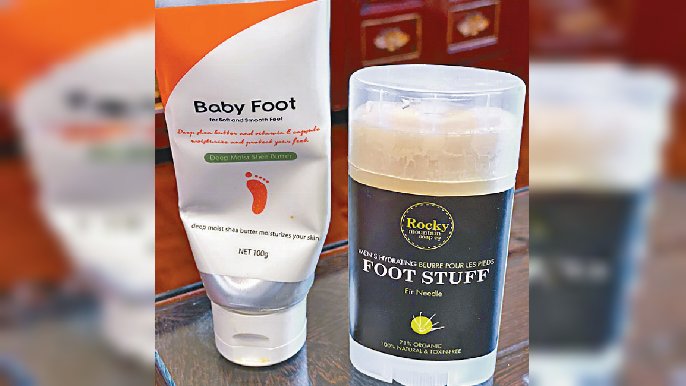 ■這些是我分別從日本和加拿大買回來的foot cream，先祝大家有隻baby foot。