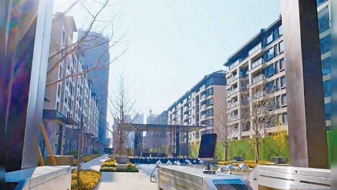 ■內房中海外及潤地亦於周一(28日)公布業績，分別升約6.3%及4.2%。