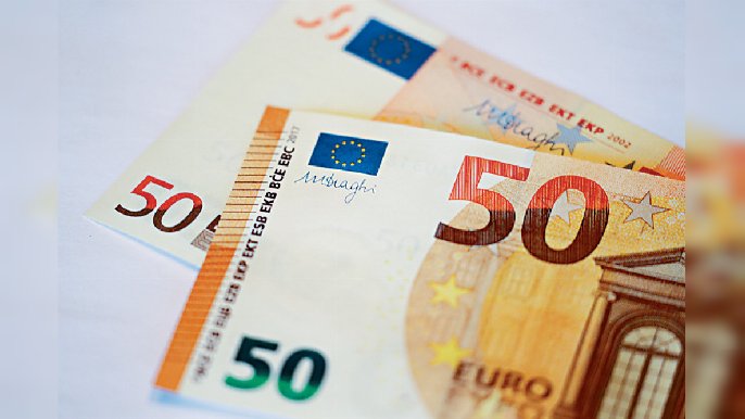 ■歐洲央行行長拉加德放鷹，帶動歐羅匯價走穩。