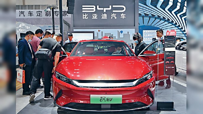 ■由於北京中關村發生電動車自燃事故，比亞迪上周最多曾跌5%。資料圖片
