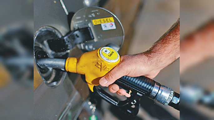 ■經濟逐步復甦，帶動能源需求回升，若以年內高位計，紐約期油升幅高達76%。
