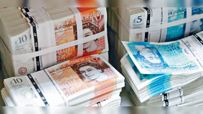 ■英镑兑美元在利率决议公布后显著回挫至1.31水准下方。
