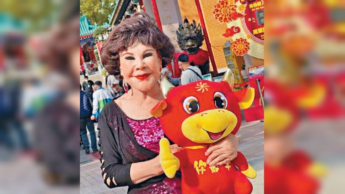 ■夏蕙BB應承大家，佢會喺年初一扮牛魔王為香港祈福。
