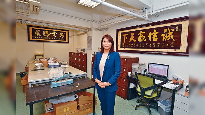 ﻿■張琛：「中醫是傳統醫學，既有價值又珍貴。中醫富有人情味，作為醫師必須明白病人的體質、環境、性格，才能找出病源。」