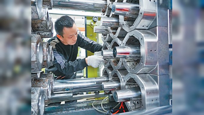 ■力勁科技為全球大型壓鑄機生產商，旗下客戶包括特斯拉和日本豐田等。
