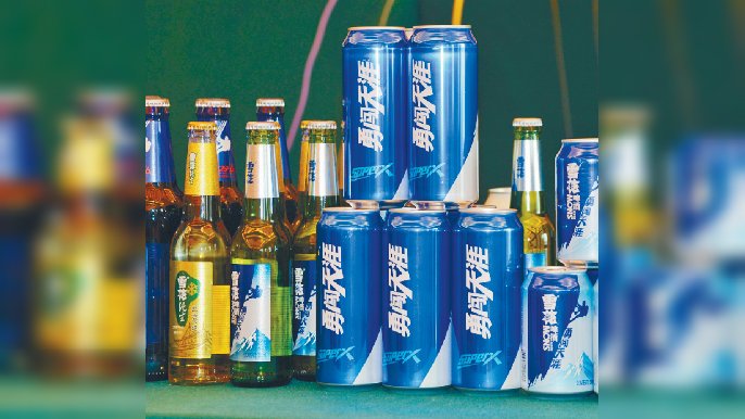 ■華潤啤酒受惠產品結構升級，帶動毛利提升。
