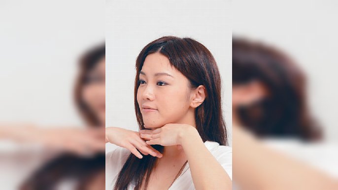 ■火型人宜每日用按摩霜做臉部按摩，有助促進血液循環。